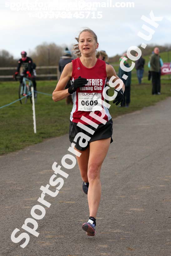 Senior mens and womens Heaton Harriers Memorial 10k Road Race, Newcastle. Photo:  David T. Hewitson/Sports for All Pics